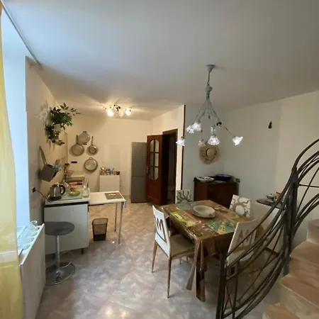 Casa Kamalei, Tra Plebiscito E Lungomare Apartment Naples